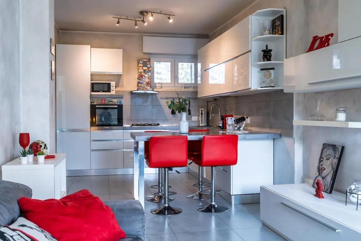 San Siro - Apartment With Terrace And Parking Milán 0*,  Italia